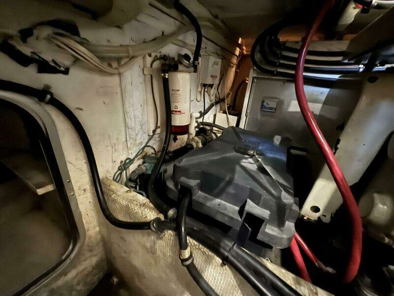 Knot Complaining 41ft Maxum Yacht For Sale