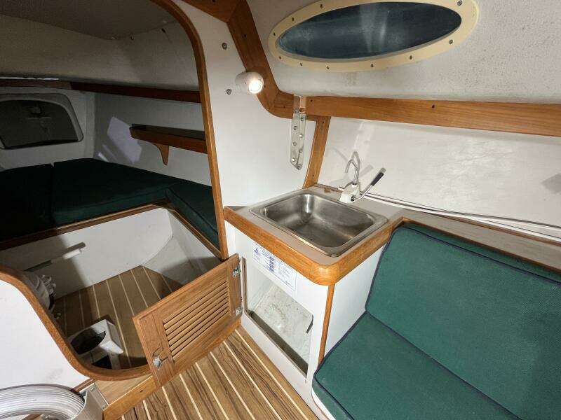 Harmony 28ft Alerion Yacht For Sale