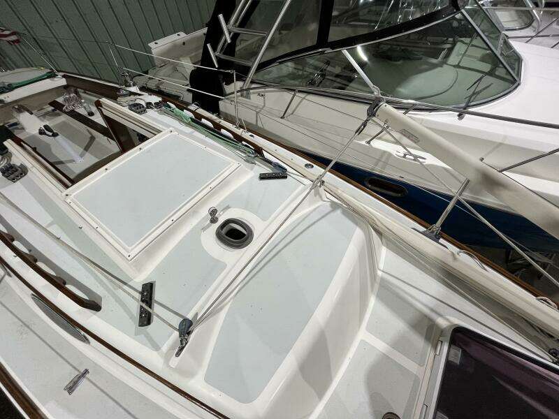 Harmony 28ft Alerion Yacht For Sale