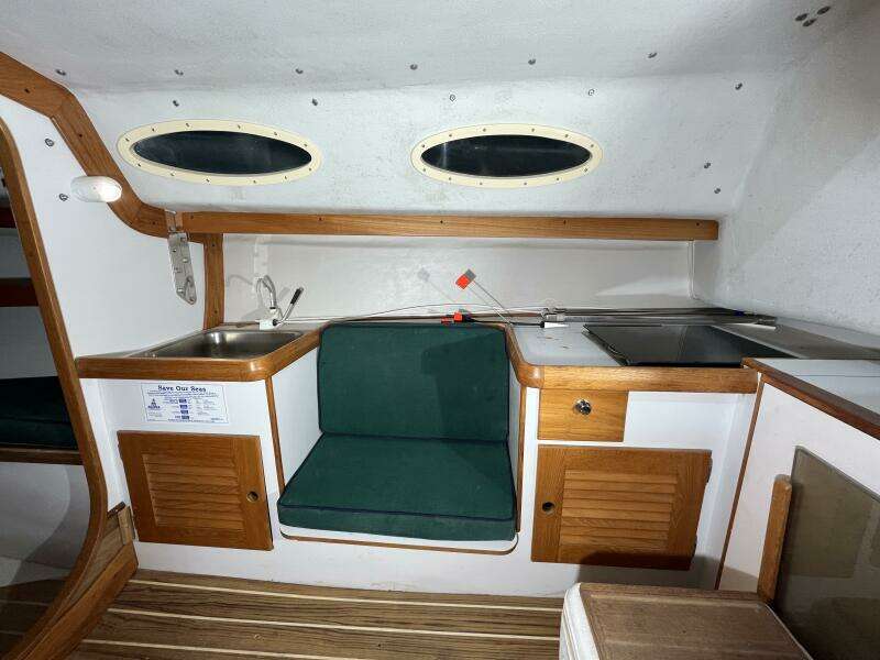 Harmony 28ft Alerion Yacht For Sale