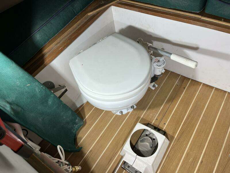 Harmony 28ft Alerion Yacht For Sale