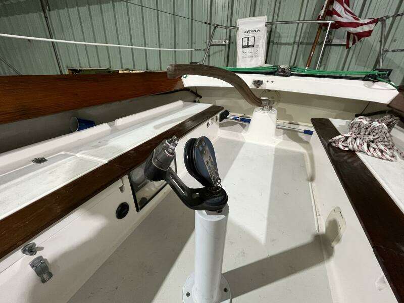 Harmony 28ft Alerion Yacht For Sale
