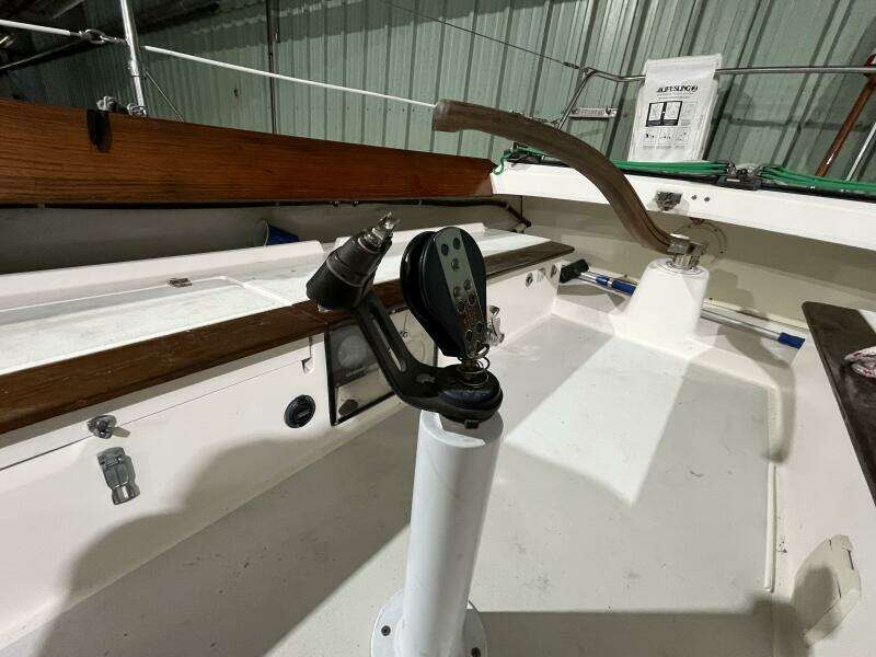 Harmony 28ft Alerion Yacht For Sale