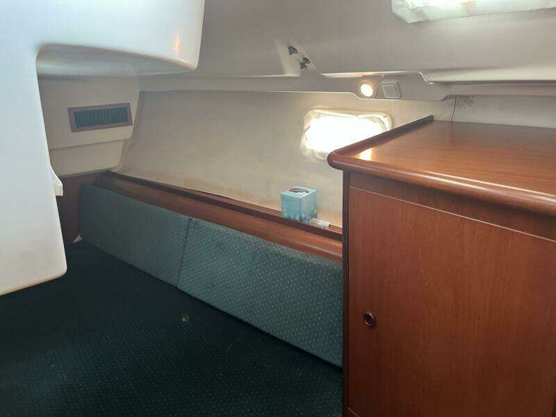 Europa 38ft Beneteau Yacht For Sale