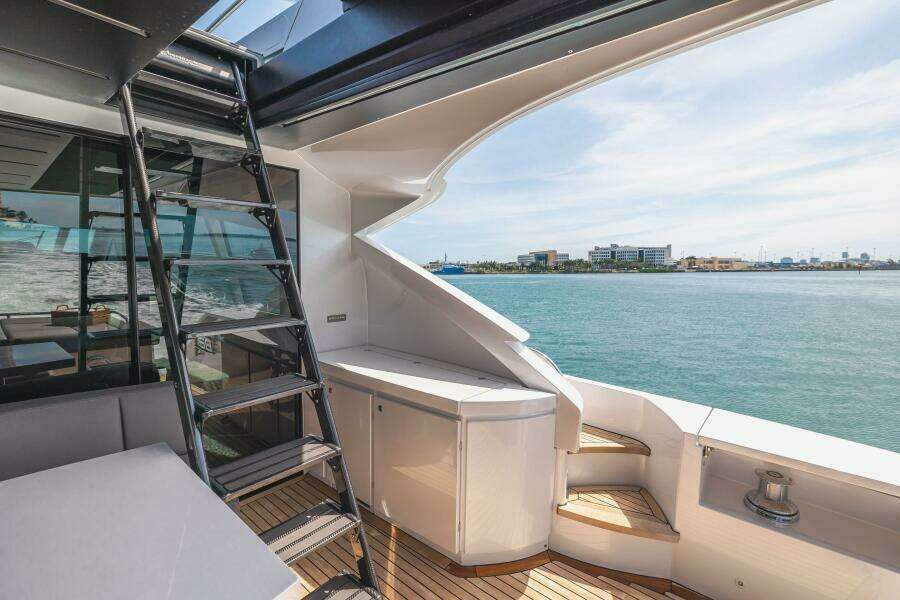 Double or Nothing 82ft Pershing Yacht For Sale