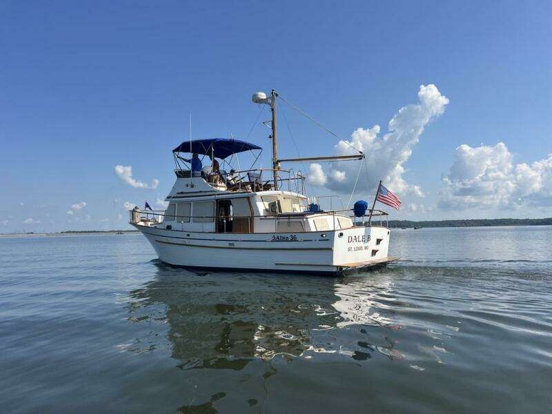 Dale B 36ft Albin Yacht For Sale