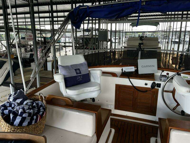Dale B 36ft Albin Yacht For Sale