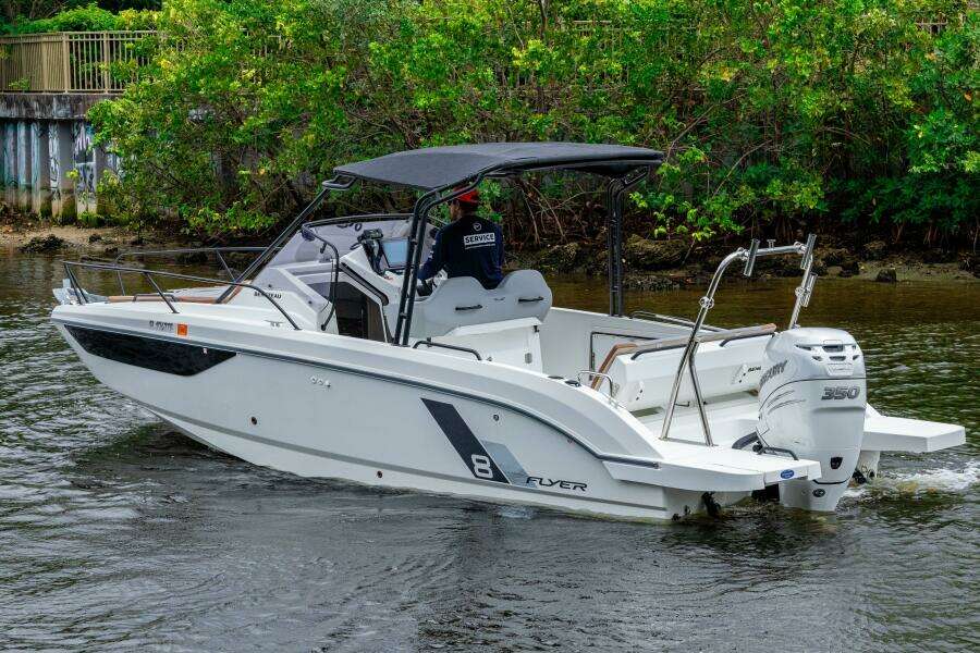 26ft Beneteau Yacht For Sale