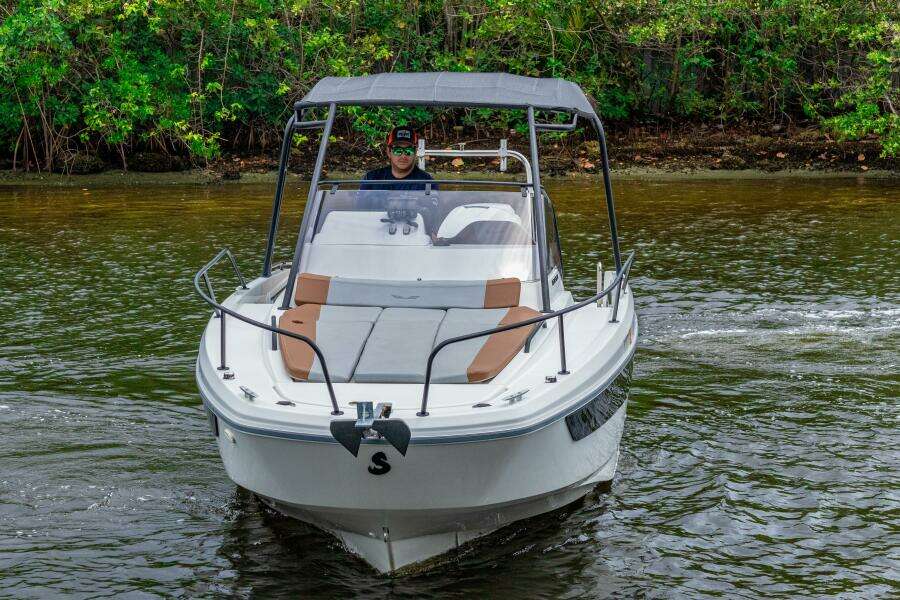 26ft Beneteau Yacht For Sale