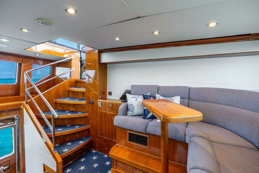 Done Deal 101ft Hargrave Yacht For Sale