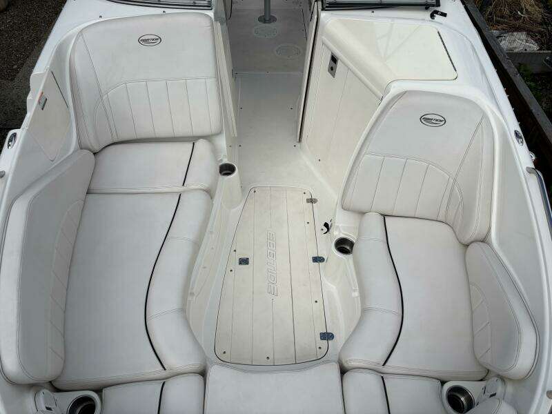 25ft Ebbtide Yacht For Sale