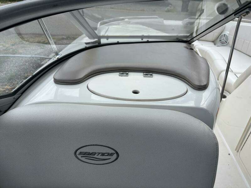 25ft Ebbtide Yacht For Sale
