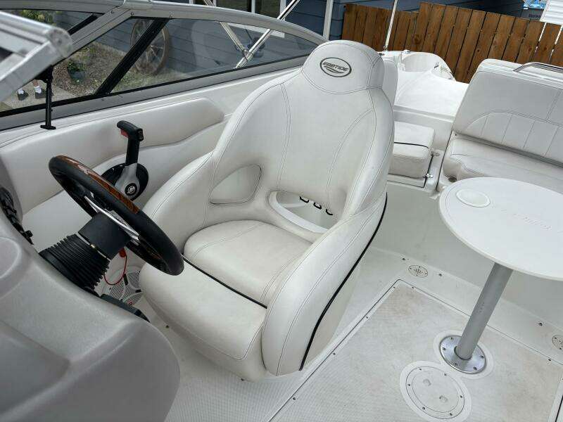 25ft Ebbtide Yacht For Sale