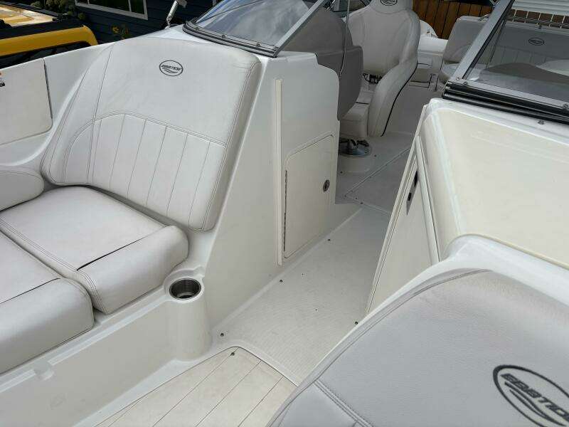 25ft Ebbtide Yacht For Sale