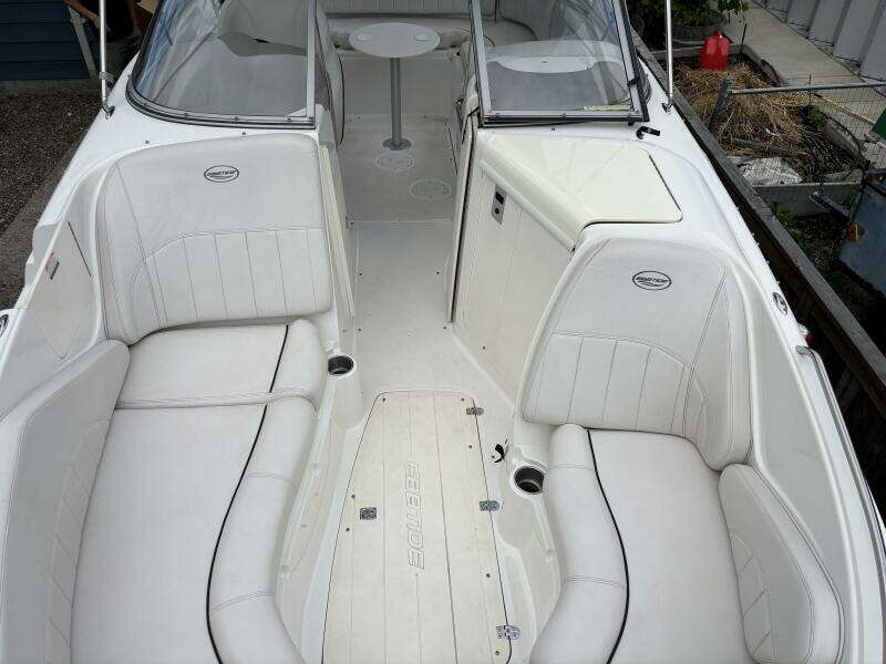 25ft Ebbtide Yacht For Sale