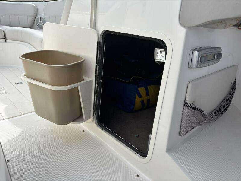 25ft Ebbtide Yacht For Sale