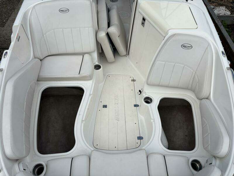 25ft Ebbtide Yacht For Sale