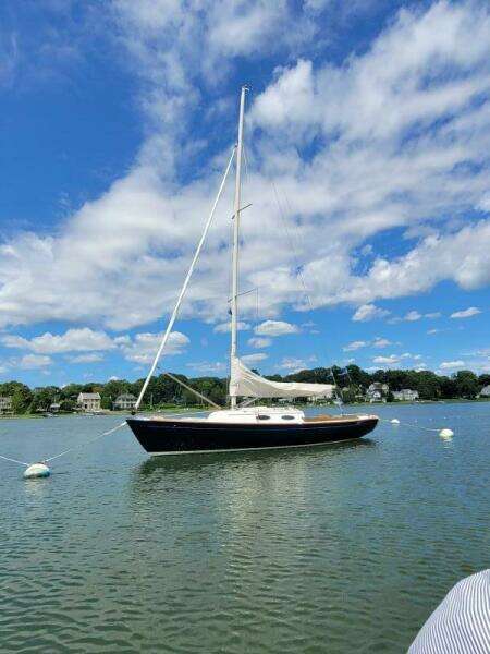 Rosebud 28ft Alerion Yacht For Sale