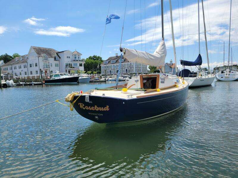 Rosebud 28ft Alerion Yacht For Sale