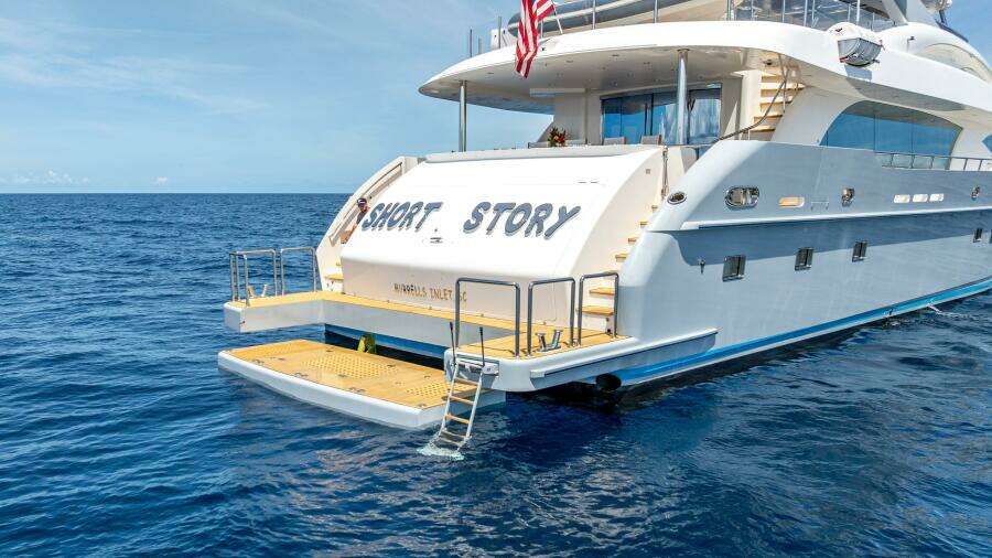 Short Story 122ft Horizon Yacht For Sale