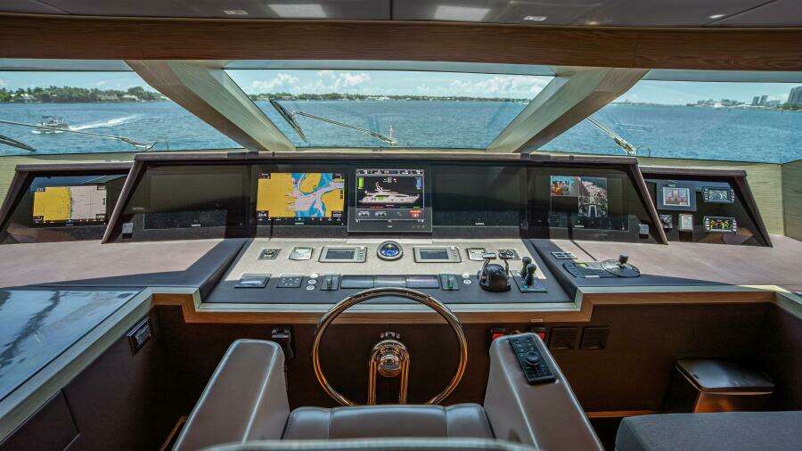 Short Story 122ft Horizon Yacht For Sale