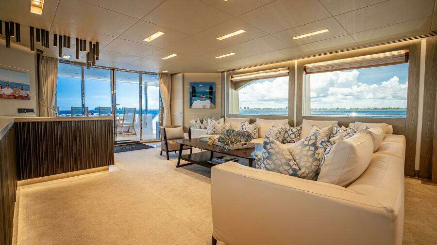 Short Story 122ft Horizon Yacht For Sale