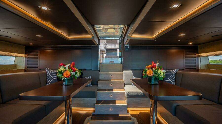Short Story 122ft Horizon Yacht For Sale