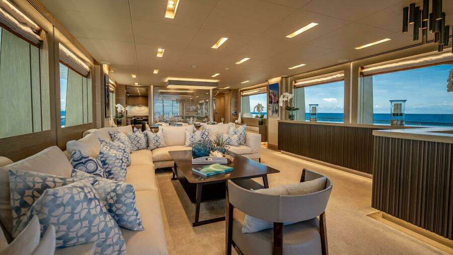 Short Story 122ft Horizon Yacht For Sale