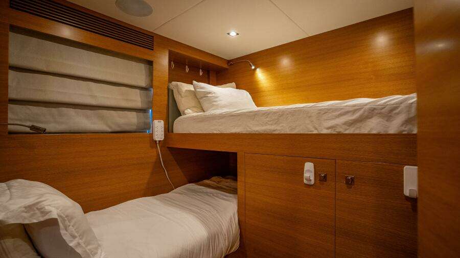 Short Story 122ft Horizon Yacht For Sale