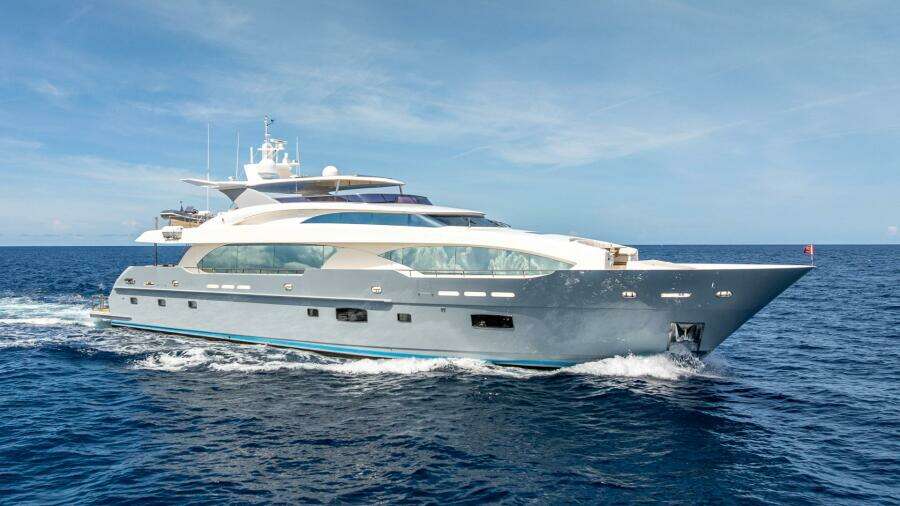 Short Story 122ft Horizon Yacht For Sale