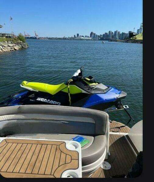 37ft Sea Ray Yacht For Sale