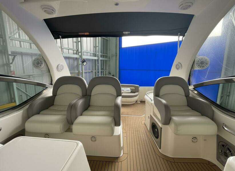 34ft Sea Ray Yacht For Sale