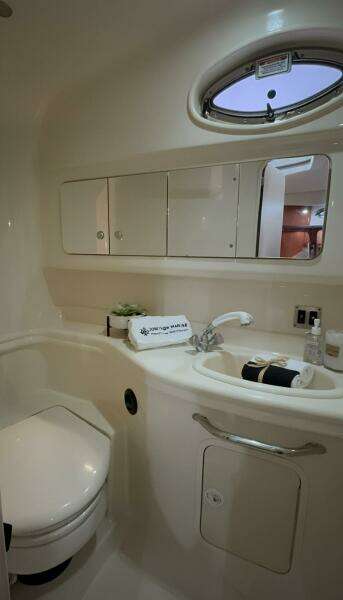 34ft Sea Ray Yacht For Sale