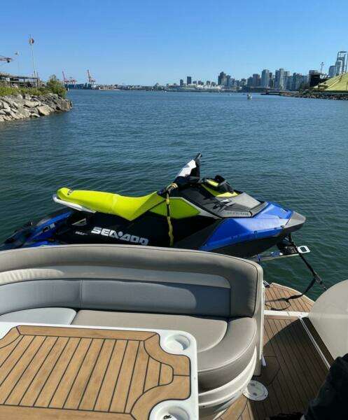 34ft Sea Ray Yacht For Sale