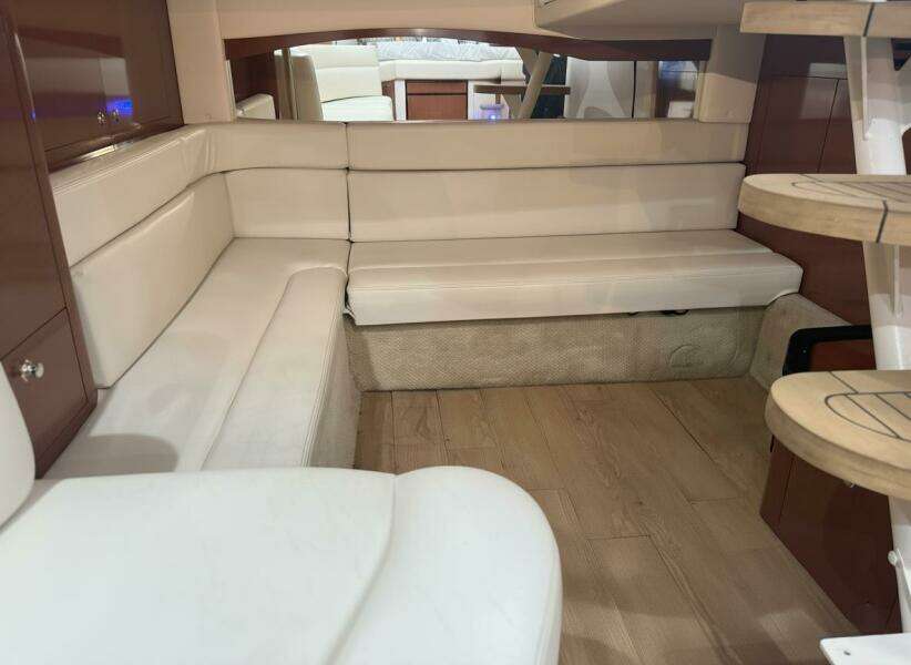 34ft Sea Ray Yacht For Sale