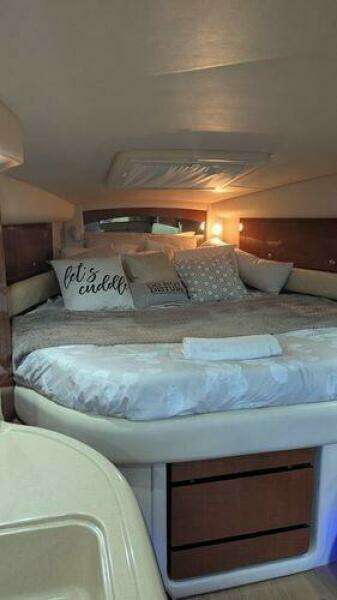 37ft Sea Ray Yacht For Sale