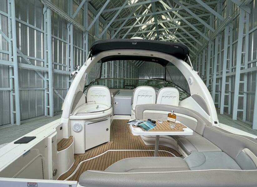 34ft Sea Ray Yacht For Sale