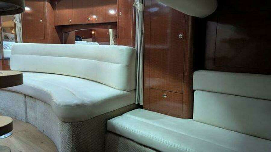 37ft Sea Ray Yacht For Sale