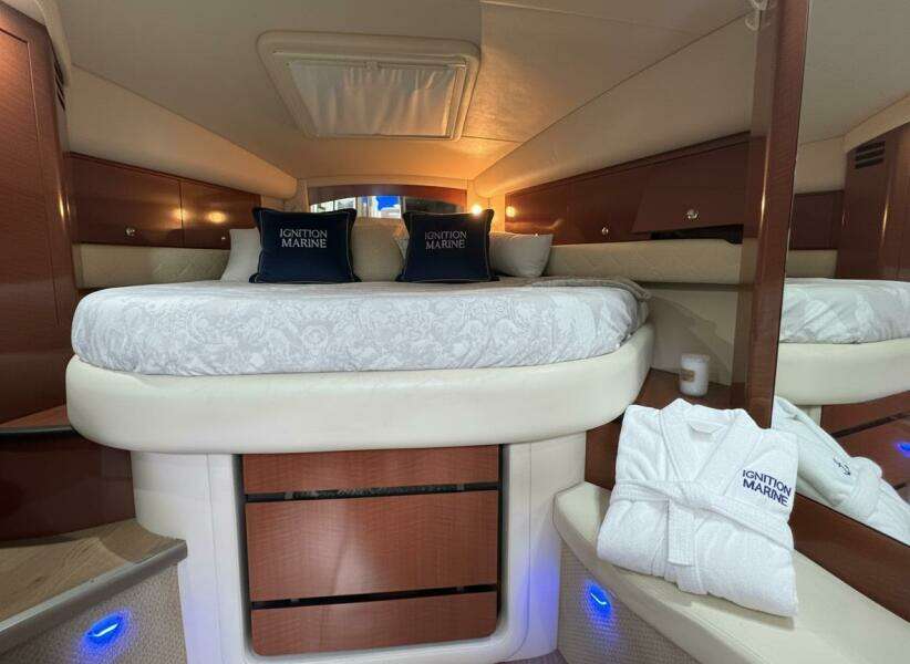 34ft Sea Ray Yacht For Sale