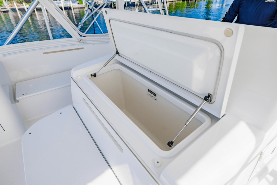 63ft Hatteras Yacht For Sale