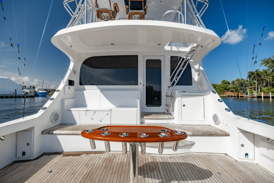 63ft Hatteras Yacht For Sale