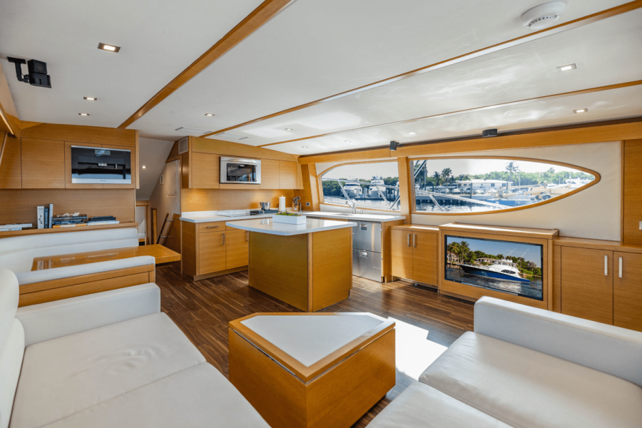 63ft Hatteras Yacht For Sale