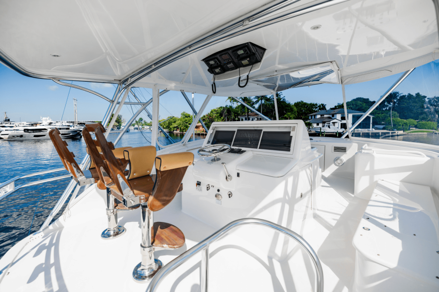 63ft Hatteras Yacht For Sale