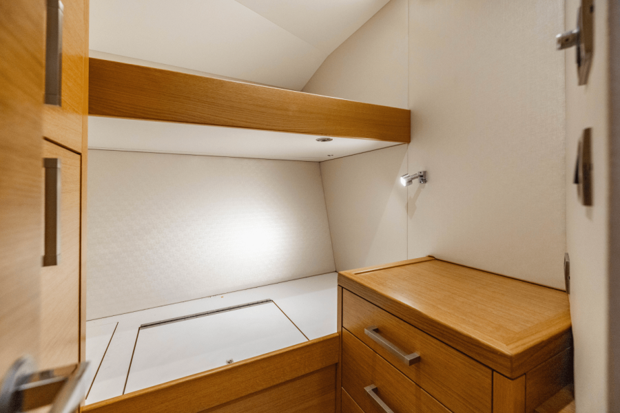 63ft Hatteras Yacht For Sale