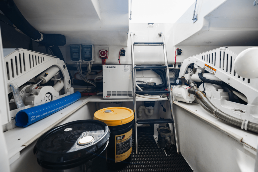 63ft Hatteras Yacht For Sale