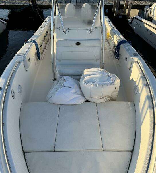 26ft Triton Yacht For Sale