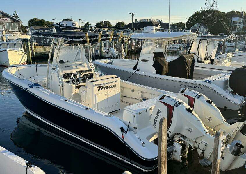 26ft Triton Yacht For Sale