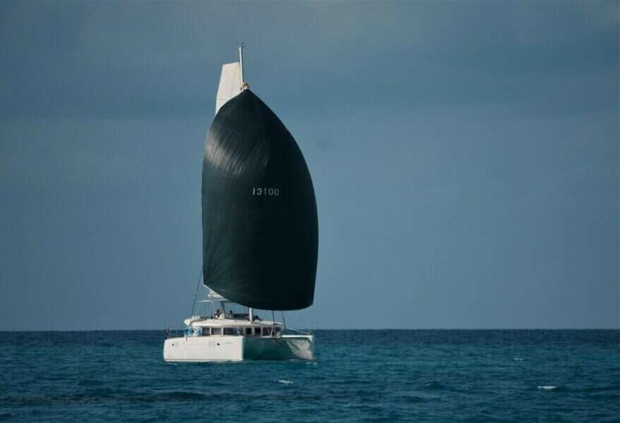 2011-lagoon-450-sail-9754303-20250415133128734-1_XLARGE.jpg