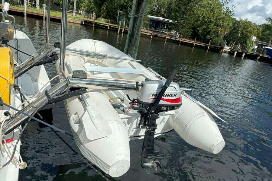 2022-lagoon-40-sail-9902427-20250807110339213-2.jpg