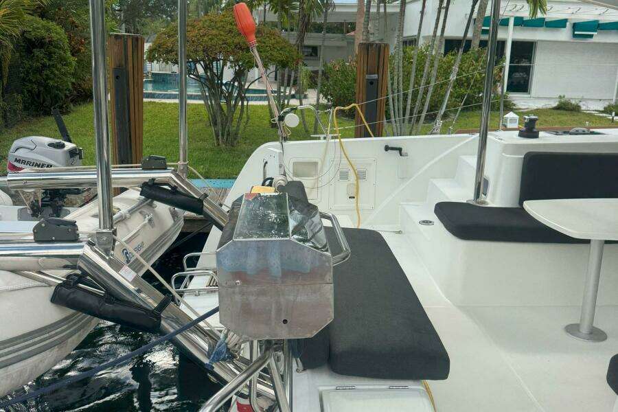 2022-lagoon-40-sail-9902427-20250807101352507-10.jpg